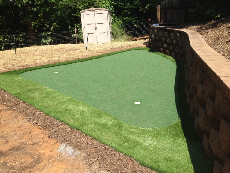 Patio-Putting-Green-44 - North Carolina Synthetic Putting Greens - East ...